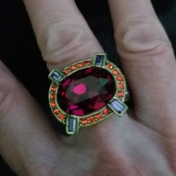 NWOT stunning Heidi Daus vintage style cocktail ring, size 7 - Picture 1 of 11
